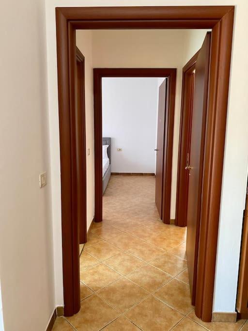 Roel Apartments Shkodra Center エクステリア 写真
