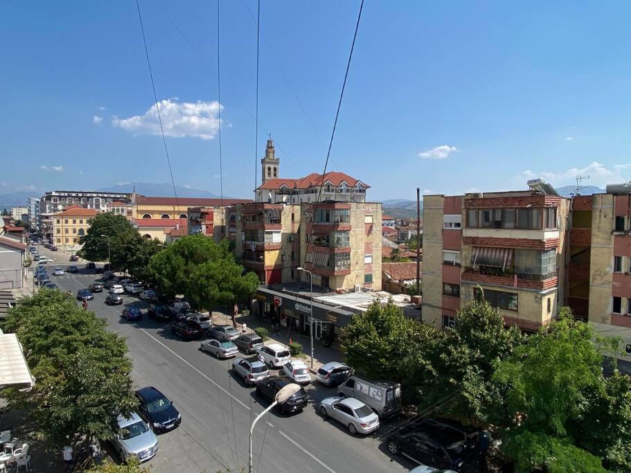 Roel Apartments Shkodra Center エクステリア 写真